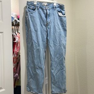 Abercrombie 90’s high rise relax jean